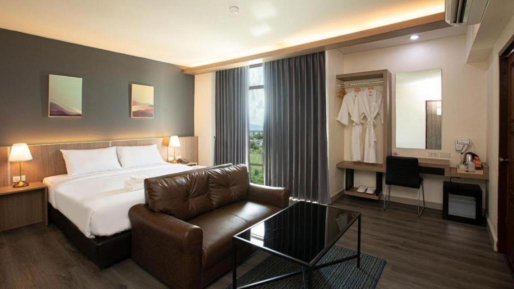 B2 Mae Sot Boutique & Budget Hotel Kültér fotó