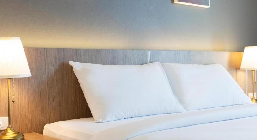 B2 Mae Sot Boutique & Budget Hotel Kültér fotó